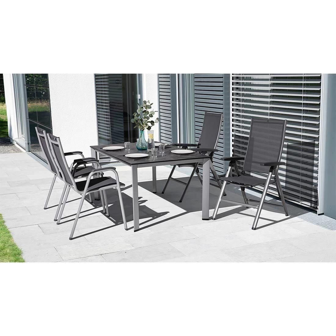 Kettler Cirrus Silver Line Stapelsessel Aluminium/Outdoorgewebe Silber/Anthrazit-Grau 6 Kettler Cirrus Silver Line Stapelsessel Aluminium/Outdoorgewebe Silber/Anthrazit-Grau – Bild 6