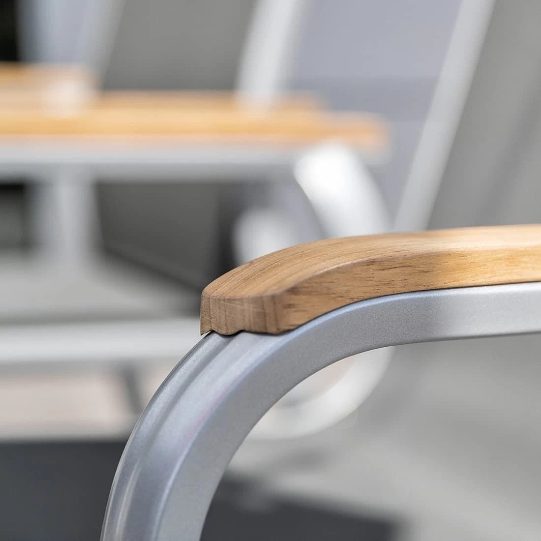 Kettler Granada Stapelsessel Aluminium/Outdoorgewebe Silber/Anthrazit 8 Kettler Granada Stapelsessel Aluminium/Outdoorgewebe Silber/Anthrazit – Bild 8