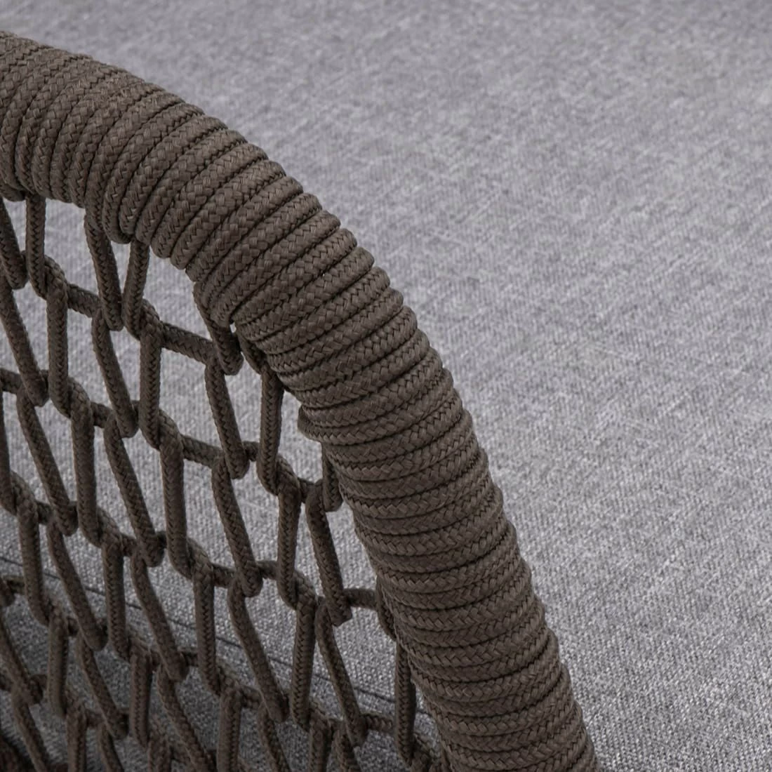 OUTLIV. Poison Gartensessel Aluminium/Rope Dunkelgrau 6 OUTLIV. Poison Gartensessel Aluminium/Rope Dunkelgrau – Bild 6