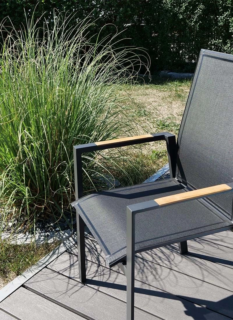 Sungörl Bamberg Stapelsessel Aluminium/Textilene Anthrazit/Schwarz 2 Sungörl Bamberg Stapelsessel Aluminium/Textilene Anthrazit/Schwarz – Bild 2